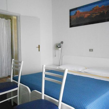 Hotel Tuscolano Болонья Экстерьер фото
